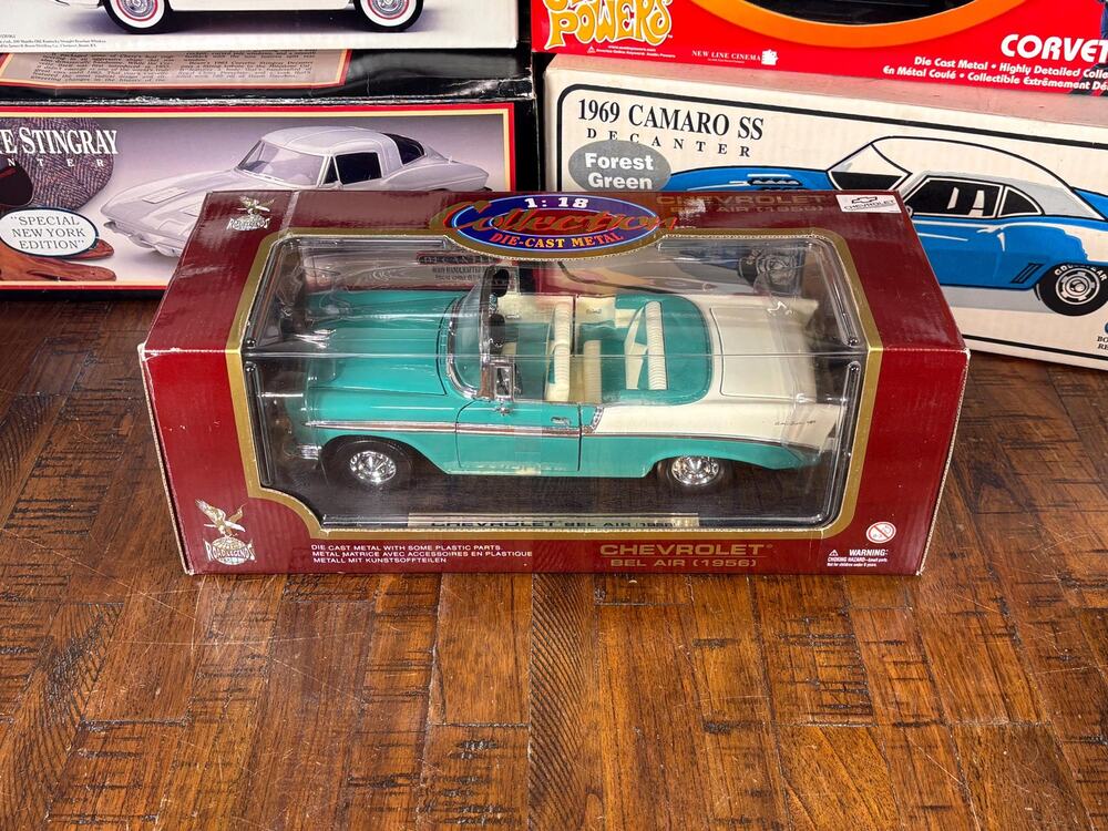 Road Legends 1956 Blue Chevy Bel Air Convertible 1:18 Scale Diecast Model New